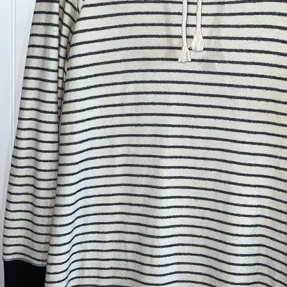 Red 23 Long Sleeve Striped Dress With Textures Hem - Cowl Drawstring Neck Size M - Picture 6 of 12